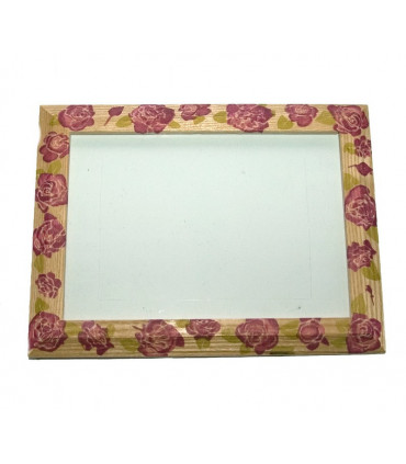 Salvrätitehnikas kaunistatud pildiraam